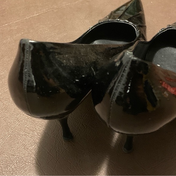 Vintage Prada Patent Leather Pointy Toed Heels Prada Pumps Made in Italy Sz 38.5 - Picture 8 of 16